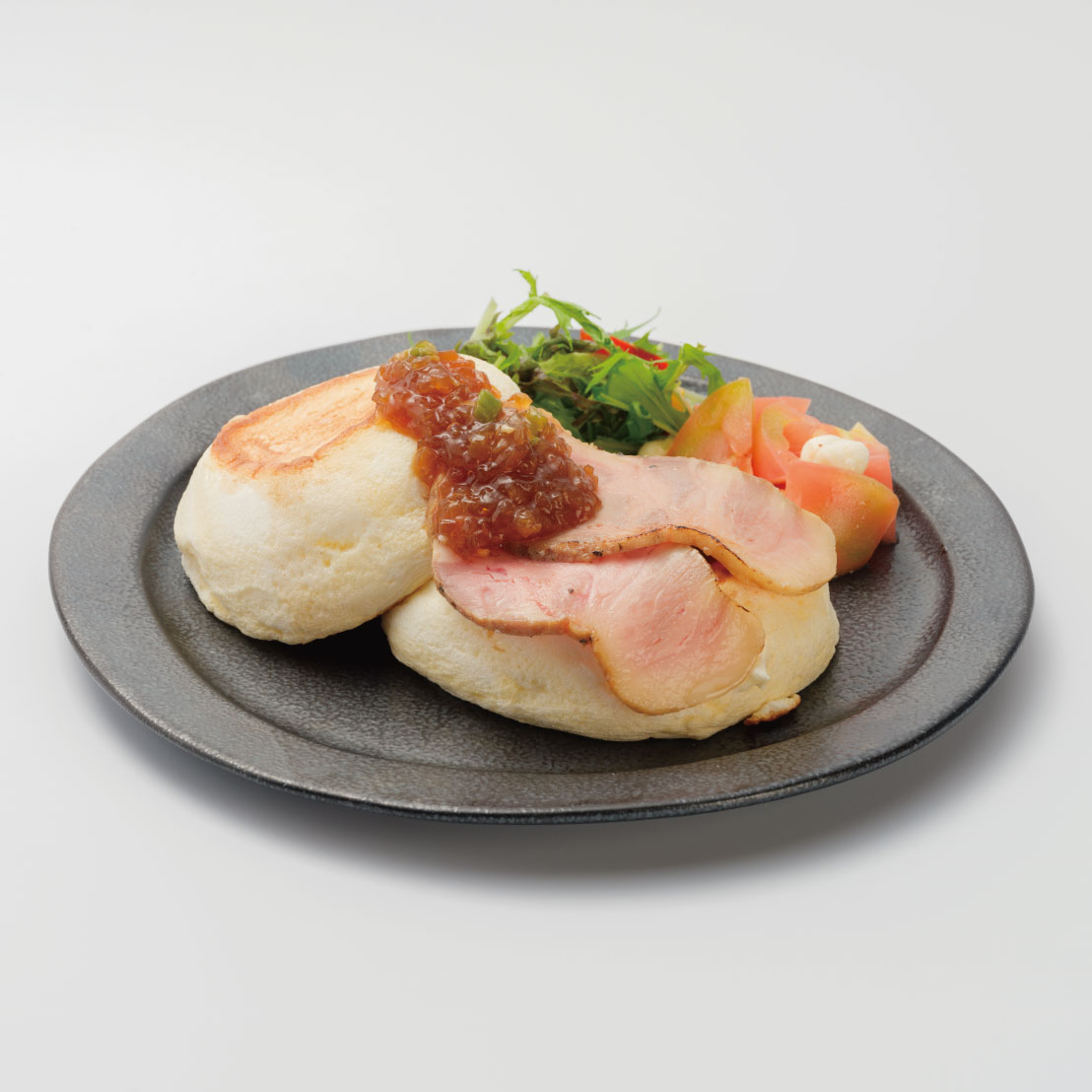 能登豚のローストポークランチ< br >(ドリンク付き)11：00～14：00<br><span>Noto Pork Roast Pork Lunch< br > (Includes a drink) 11:00 AM to 2:00 PM</span><br>¥2100